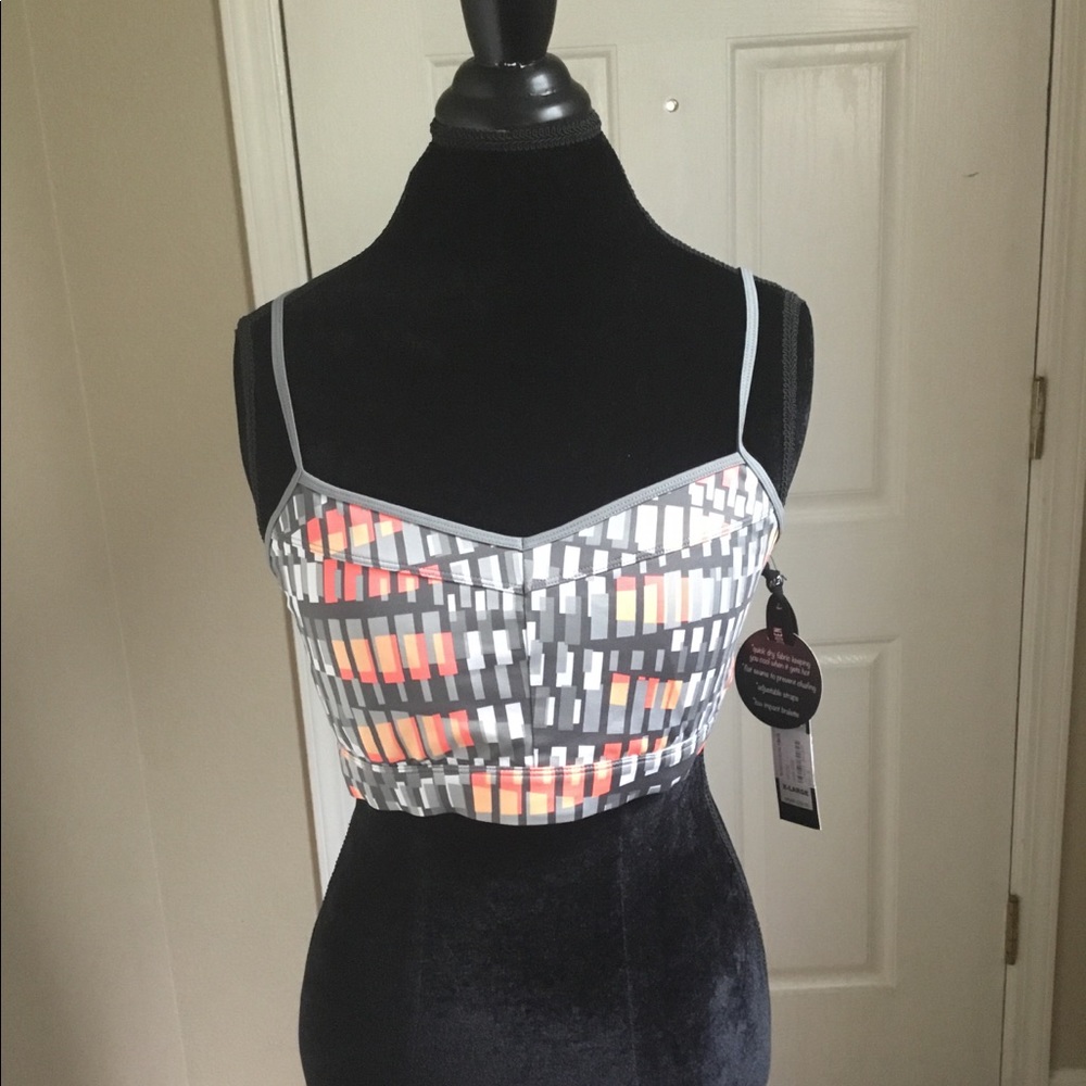 NWT Steve Madden sports bra great design - Picture 1 of 5